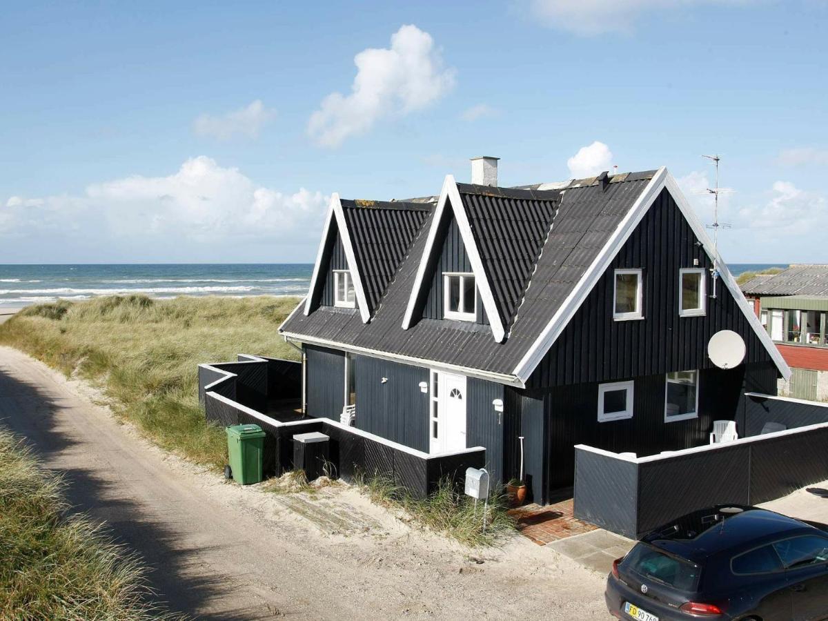 6 Person Holiday Home In Blokhus Zimmer foto